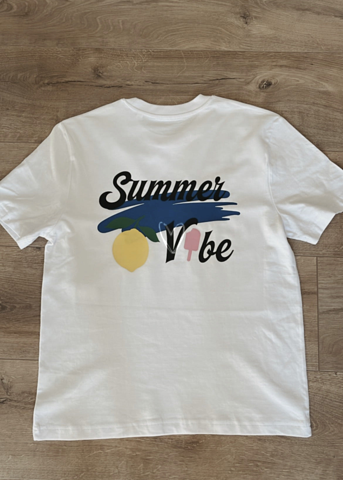 Unisex Relaxed T-Shirt “Summer Vibe”