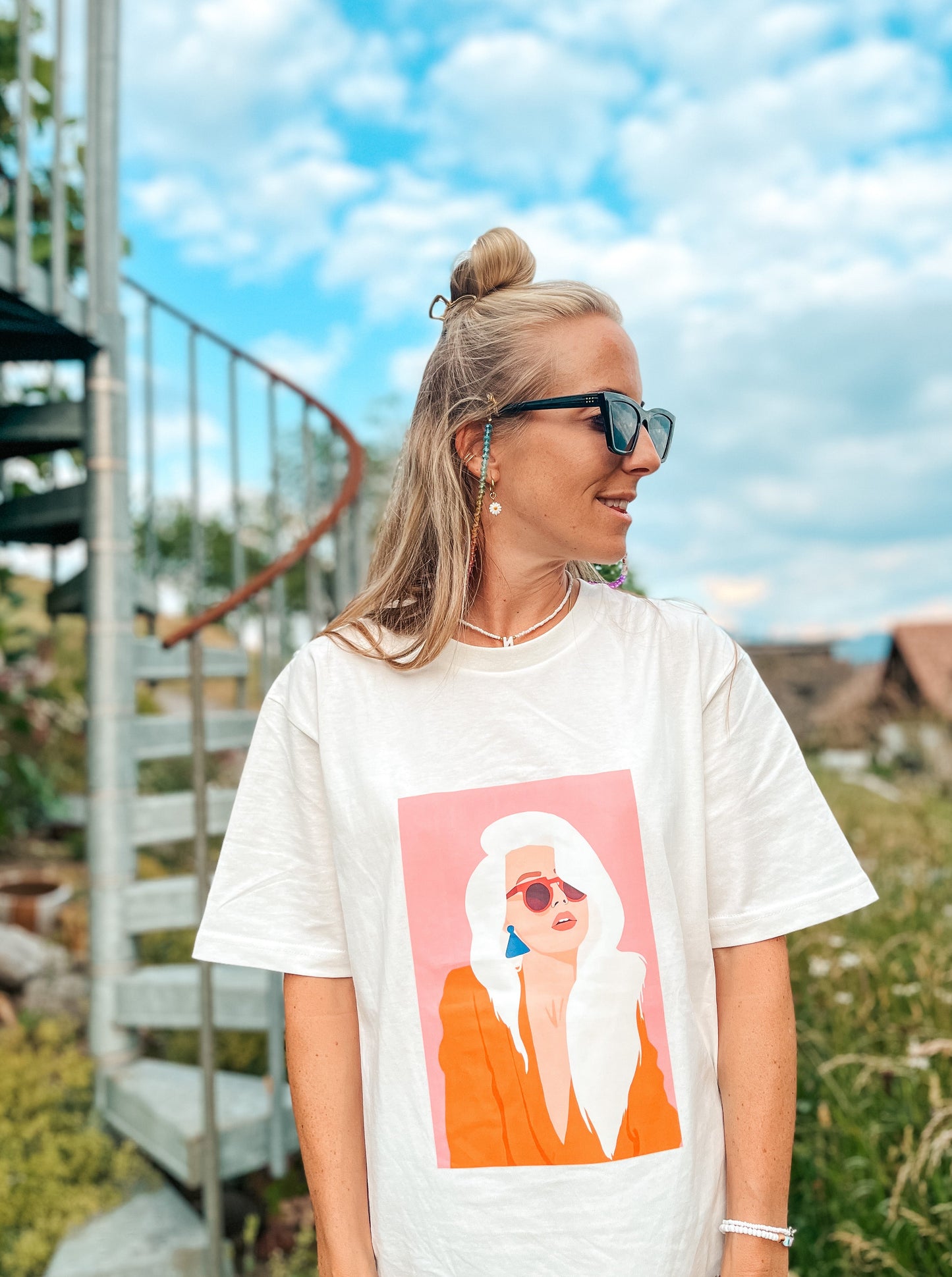 Unisex Relaxed T-Shirt “woman”