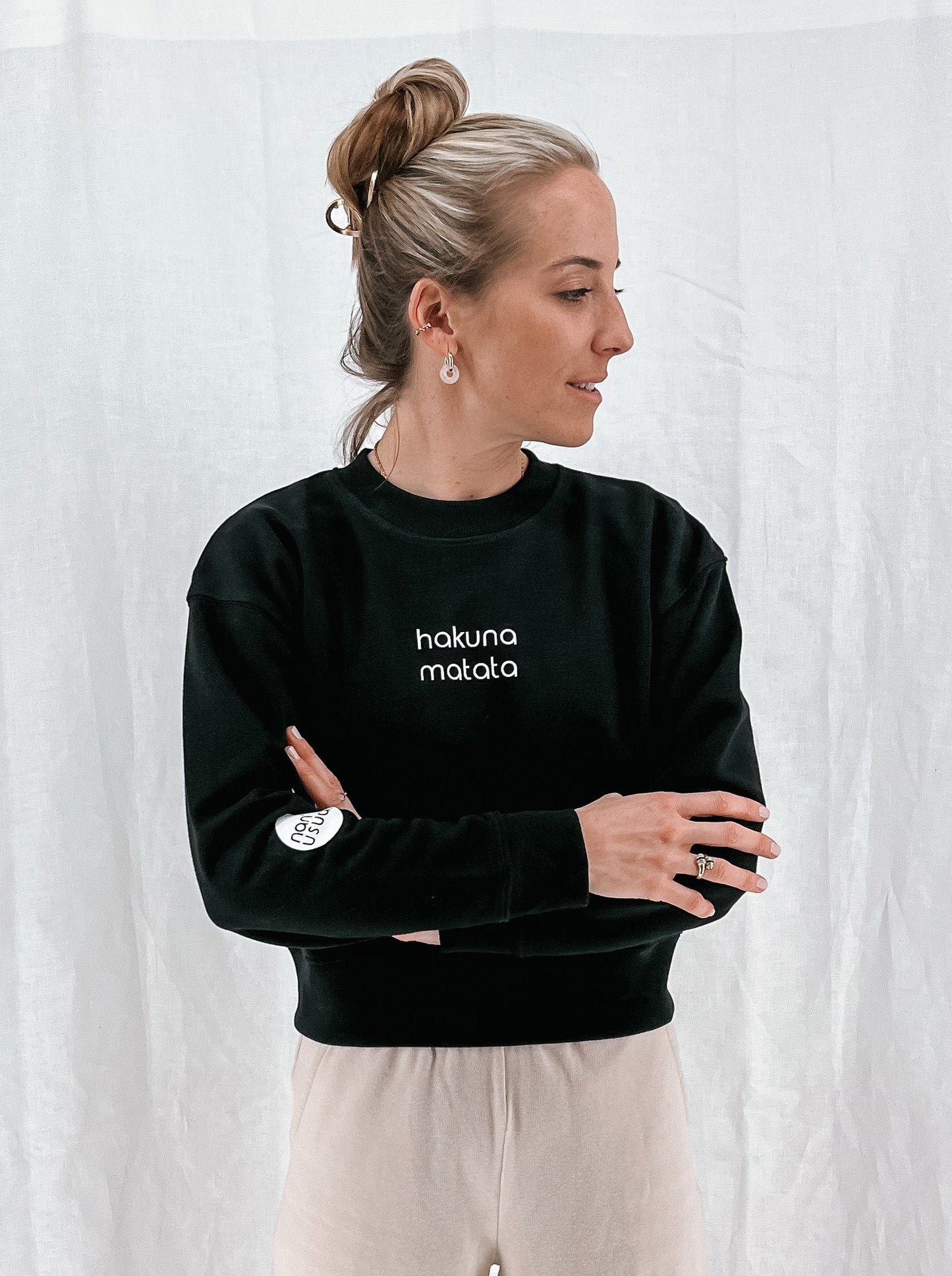 Damen Pullover "hakuna matata" (weisser Print)