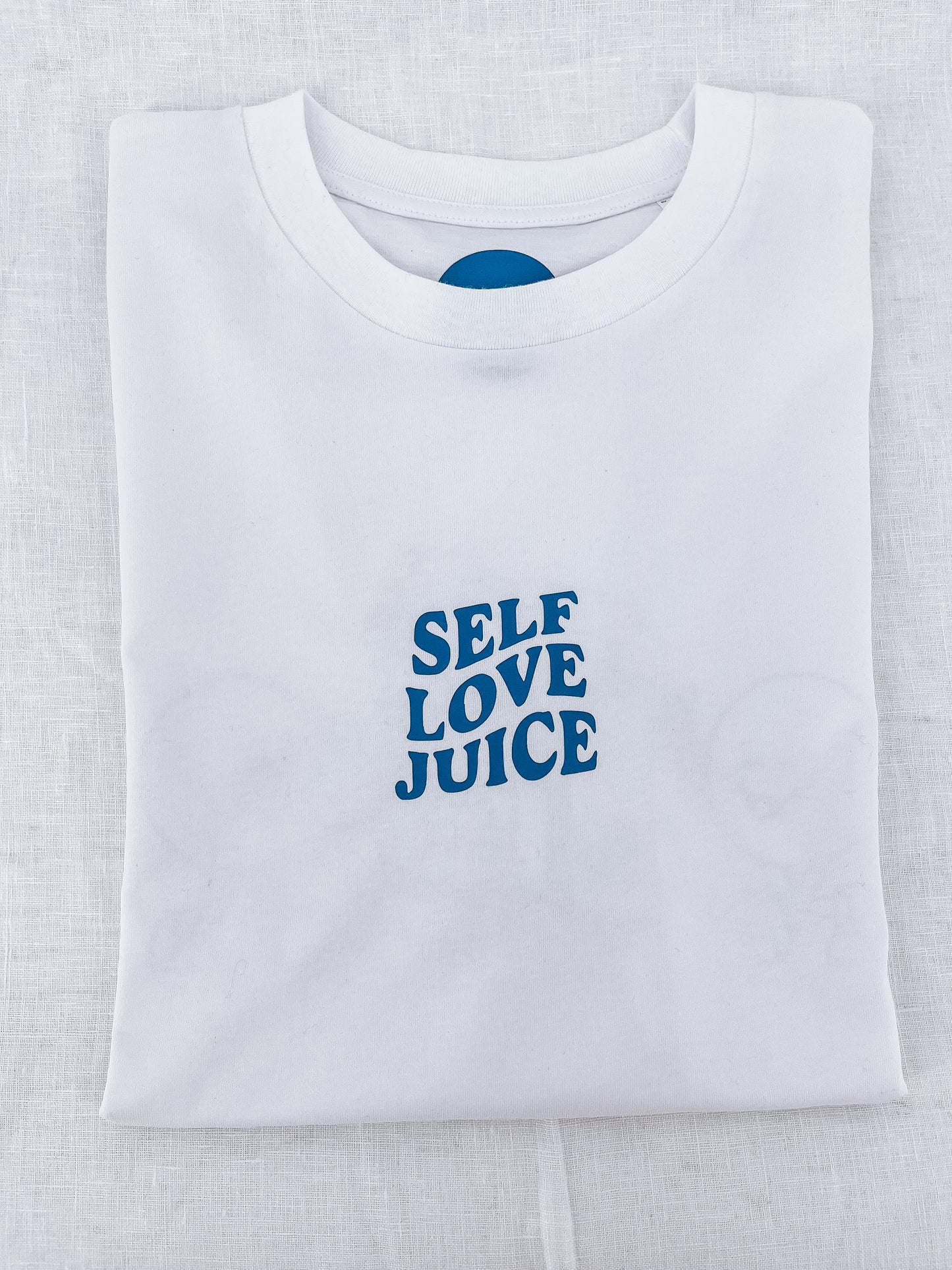 Unisex Relaxed T-Shirt “self love juice” (Print ist Blau)