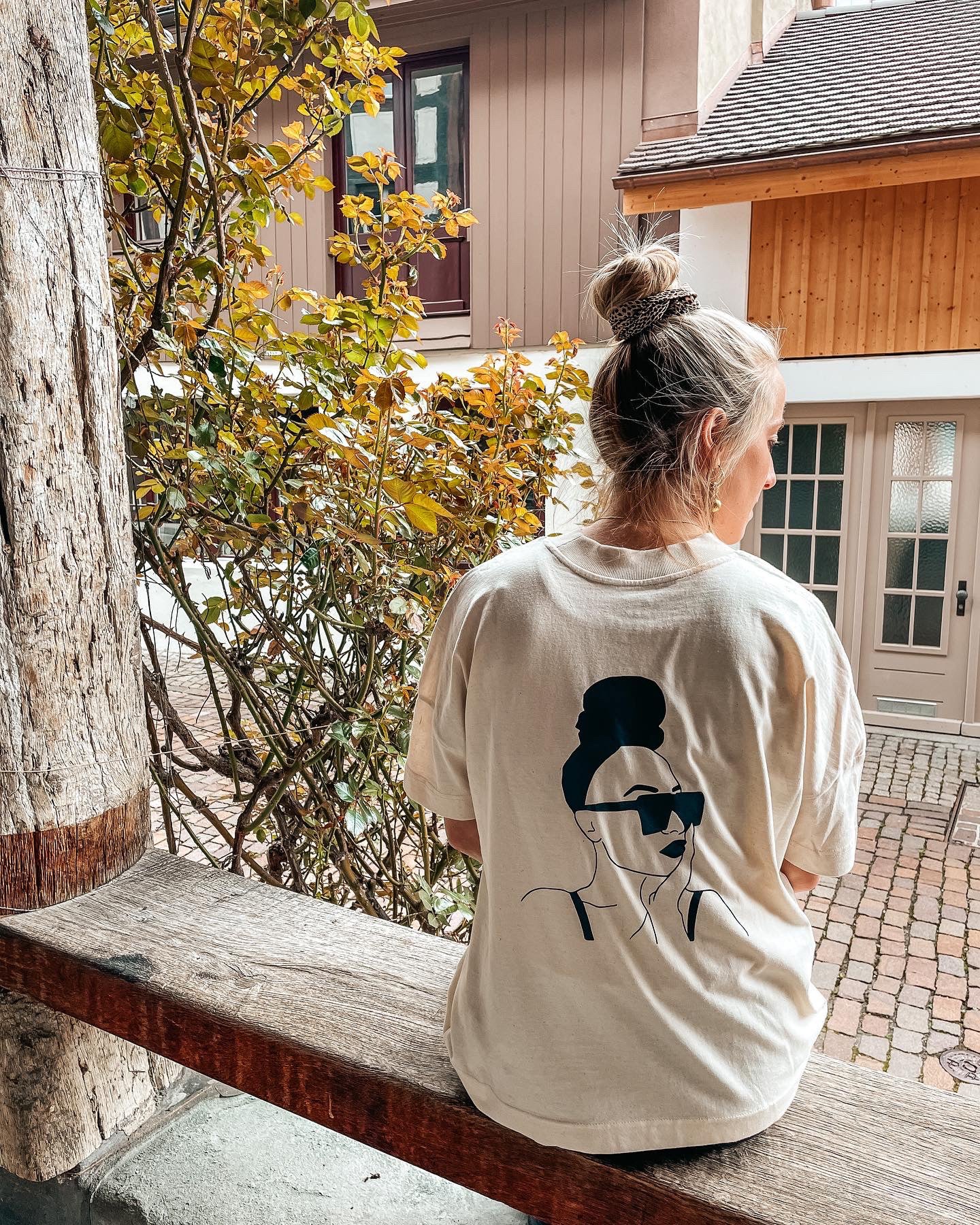 Unisex oversize T-Shirt “Woman Face”