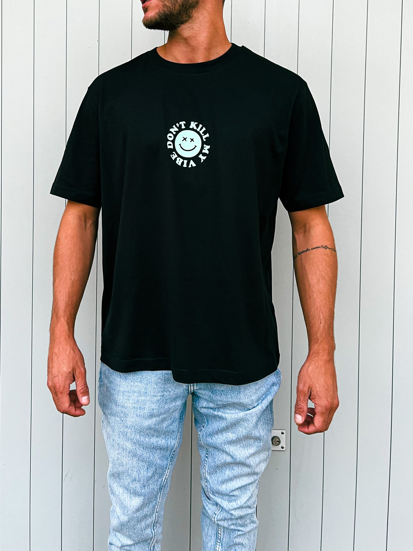 Unisex Relaxed T-Shirt “don’t kill my vibe” (Print ist Mint)