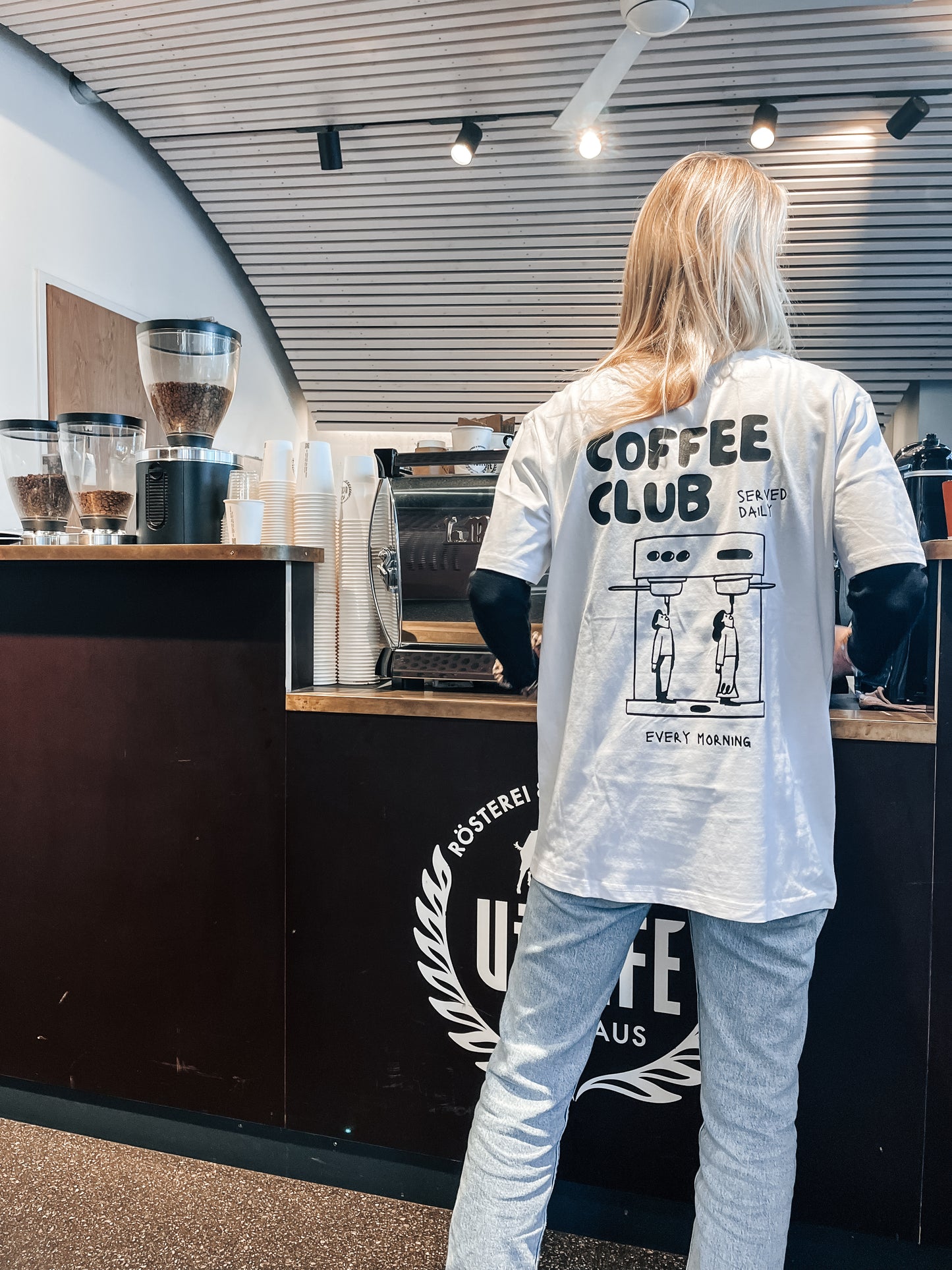 Unisex T-Shirt "coffee club"