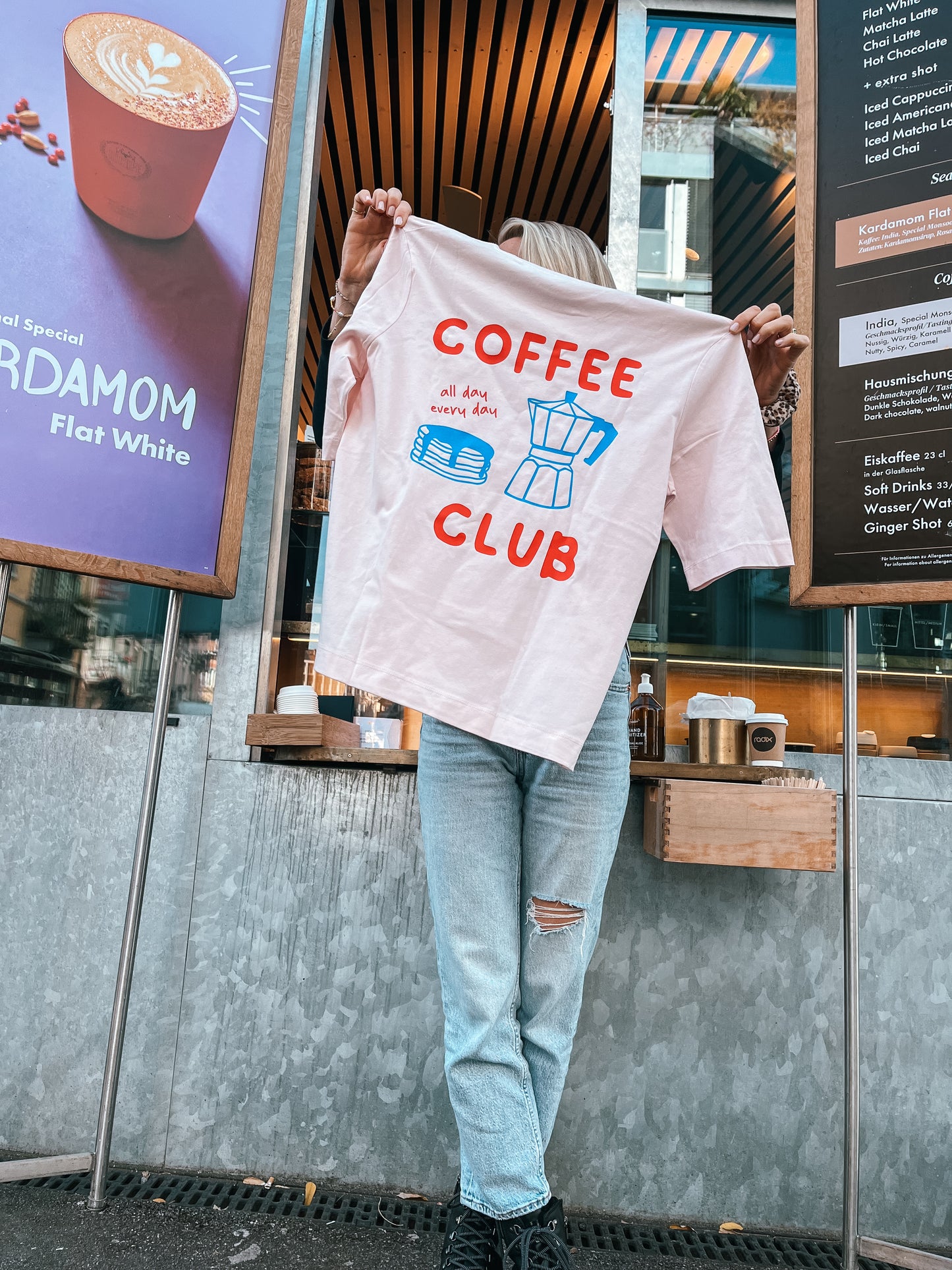 Damen T-Shirt “coffee club”