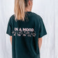 Unisex Relaxed T-Shirt ”IN A MOOD“ (Print ist Rosa)