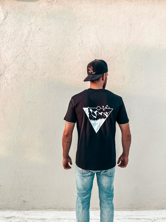 Unisex T-Shirt "Mountain Vibe"